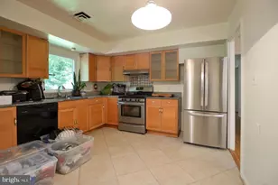 3409 Beverly Dr, Annandale, VA 22003 - Photo 8