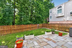 7452 Cross Gate Ln, Alexandria, VA 22315 - Photo 26