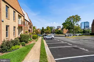 1722 Cy Ct, Vienna, VA 22182 - Photo 30