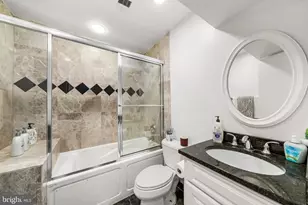1722 Cy Ct, Vienna, VA 22182 - Photo 26