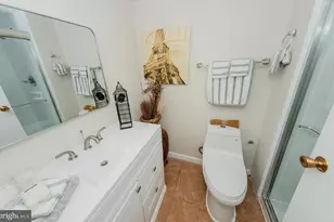 9737 Kings Crown Ct, Fairfax, VA 22031 - Photo 20
