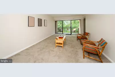 9737 Kings Crown Court #202, Fairfax, VA 22031 - Photo 4