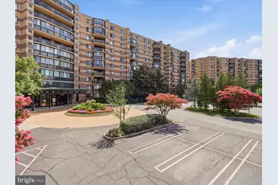 8350 Greensboro Drive #1017, McLean, VA 22102 - Photo 38