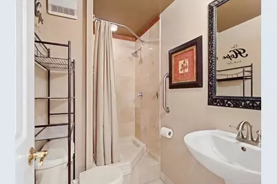 8350 Greensboro Drive #1017, McLean, VA 22102 - Photo 14