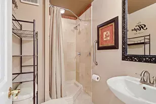 8350 Greensboro Dr, McLean, VA 22102 - Photo 14