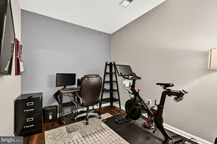 3830 Lightfoot St, Chantilly, VA 20151 - Photo 8