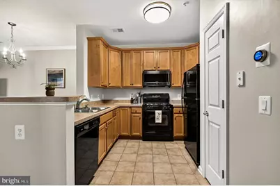 3830 Lightfoot Street #325, Chantilly, VA 20151 - Photo 14