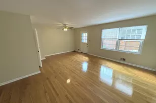 3156 Cedar Grove Dr, Fairfax, VA 22031 - Photo 6