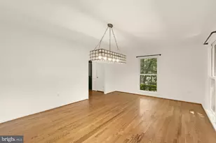 1318 Round Oak Ct, McLean, VA 22101 - Photo 28
