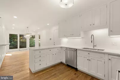 1318 Round Oak Court, McLean, VA 22101 - Photo 10