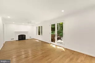 1318 Round Oak Ct, McLean, VA 22101 - Photo 22