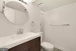 1318 Round Oak Ct, McLean, VA 22101 - Photo 54