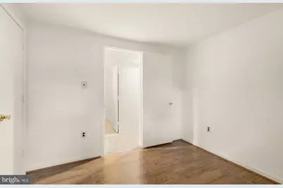 1318 Round Oak Court, McLean, VA 22101 - Photo 52