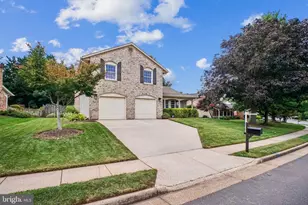 3248 Kinross Cir, Herndon, VA 20171 - Photo 4