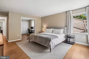 3248 Kinross Cir, Herndon, VA 20171 - Photo 36