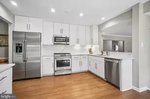 3248 Kinross Cir, Herndon, VA 20171 - Photo 20