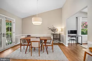 3248 Kinross Cir, Herndon, VA 20171 - Photo 14