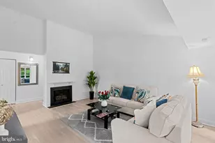 11811 Breton Ct, Reston, VA 20191 - Photo 4