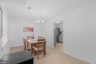 11811 Breton Ct, Reston, VA 20191 - Photo 8