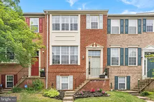 13111 Watchwood Ln, Fairfax, VA 22033 - Photo 2