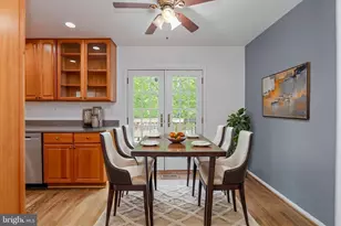 8207 Cedar Landing Ct, Alexandria, VA 22306 - Photo 12