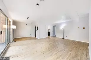 5705 Indian Ct, Alexandria, VA 22303 - Photo 4