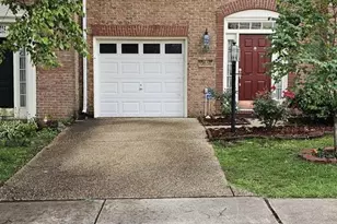 13638 Flying Squirrel Dr, Herndon, VA 20171 - Photo 1