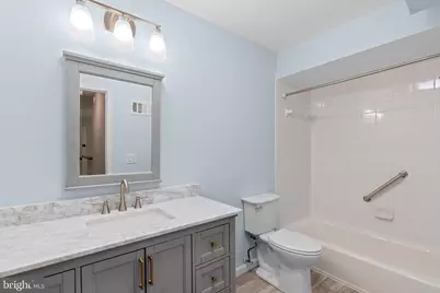 8110 Colony Point Road #H, Springfield, VA 22152 - Photo 24