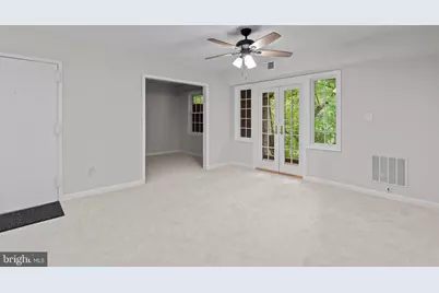 8110 Colony Point Road #H, Springfield, VA 22152 - Photo 6