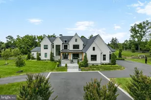 9910 Deerfield Pond Dr, Great Falls, VA 22066 - Photo 2