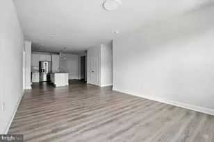 3927 Fair Ridge Dr, Fairfax, VA 22033 - Photo 10