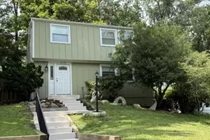 2322 Old Trail Dr, Reston, VA 20191 - Photo 2