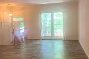 2028 Madrillon Springs Ct, Vienna, VA 22182 - Photo 4