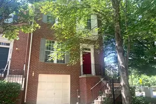 2028 Madrillon Springs Ct, Vienna, VA 22182 - Photo 2