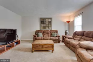 9427 Cherwek Dr, Lorton, VA 22079 - Photo 10