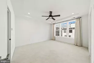 1773 Violet Ridge Pl, McLean, VA 22102 - Photo 30