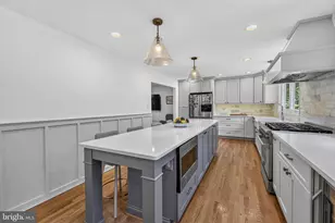723 Forest Ridge Dr, Great Falls, VA 22066 - Photo 12