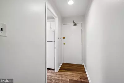 1935 Wilson Lane #304, McLean, VA 22102 - Photo 2