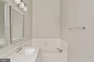 7512 Oldham Way, Alexandria, VA 22315 - Photo 38