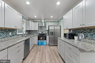 7925 Pebble Brook Court, Springfield, VA 22153 - Photo 10