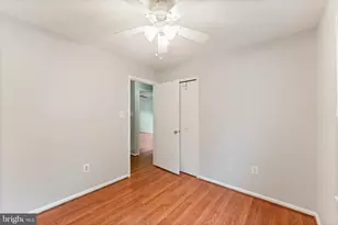7925 Pebble Brook Ct, Springfield, VA 22153 - Photo 22