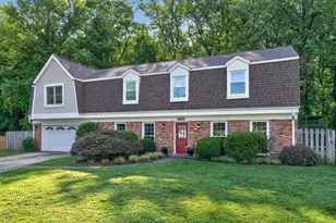8000 Woodcroft Ct, Dunn Loring, VA 22027 - Photo 1