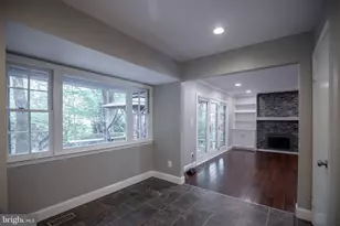 4836 Gainsborough Dr, Fairfax, VA 22032 - Photo 10