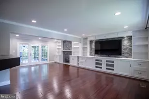 4836 Gainsborough Dr, Fairfax, VA 22032 - Photo 4