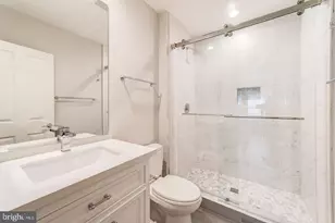 1472 Carrington Ridge Ln, Vienna, VA 22182 - Photo 26