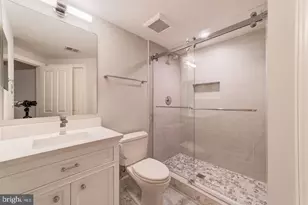 1472 Carrington Ridge Ln, Vienna, VA 22182 - Photo 44