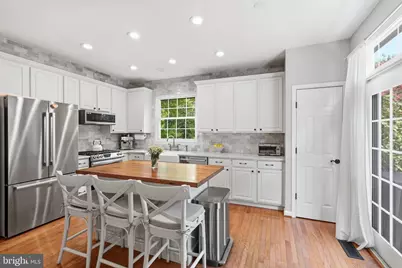 11432 Tiger Lily Lane, Fairfax, VA 22030 - Photo 16