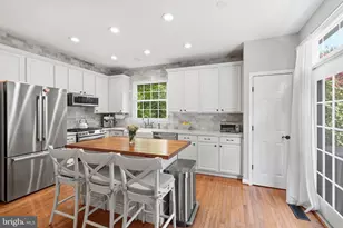 11432 Tiger Lily Ln, Fairfax, VA 22030 - Photo 16