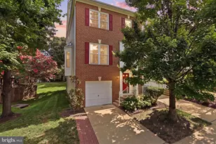11432 Tiger Lily Ln, Fairfax, VA 22030 - Photo 1