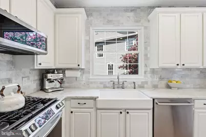 11432 Tiger Lily Lane, Fairfax, VA 22030 - Photo 18